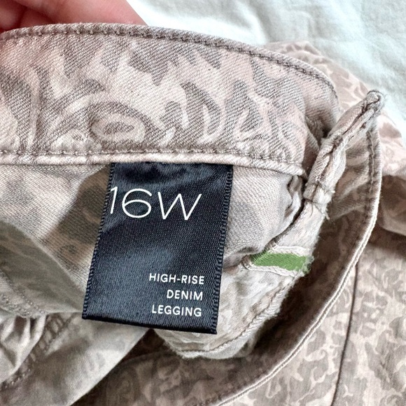 Pilcro Anthropologie Flocked High Rise “Leggings” size 16W - Picture 5 of 9